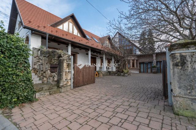 Eladó családi ház, Telkin, Petőfi Sándor utcában 195 M Ft