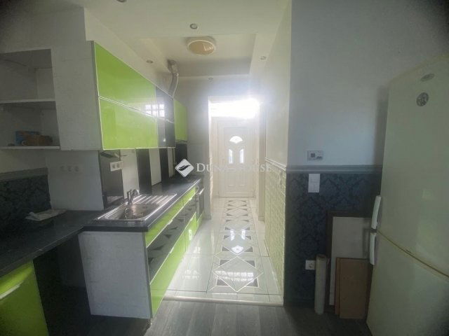 Eladó téglalakás, Budapesten, XXI. kerületben 34 M Ft, 3 szobás