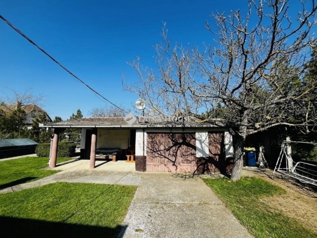 Eladó családi ház, Tápiószecsőn 52.9 M Ft, 2 szobás