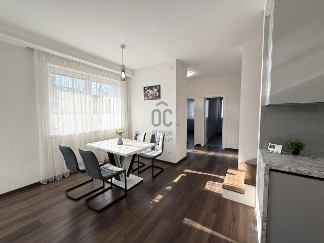 Kiadó ikerház, albérlet, Debrecenben 700 E Ft / hó, 5 szobás