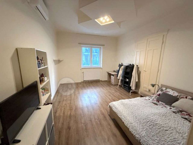 Eladó téglalakás, Budapesten, IX. kerületben, Ipar utcában