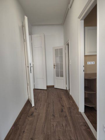 Eladó téglalakás, Baján 37.99 M Ft, 2 szobás