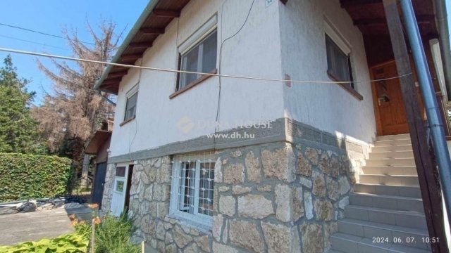 Eladó családi ház, Érden 140 M Ft, 5 szobás