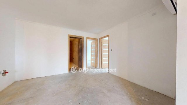 Eladó ikerház, Poroszlón 49.99 M Ft, 4+2 szobás