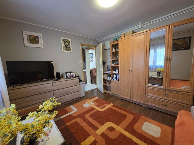 Eladó családi ház, Szigetcsépen 109.9 M Ft, 3 szobás