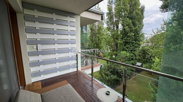 Eladó nyaraló, Budapesten, III. kerületben 199.9 M Ft, 3 szobás