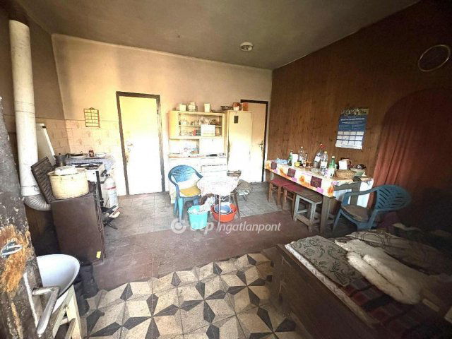 Eladó családi ház, Rábaszentandráson 32 M Ft, 3 szobás