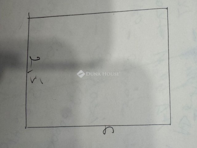 Eladó garázs, Budapesten, XVIII. kerületben 11.9 M Ft