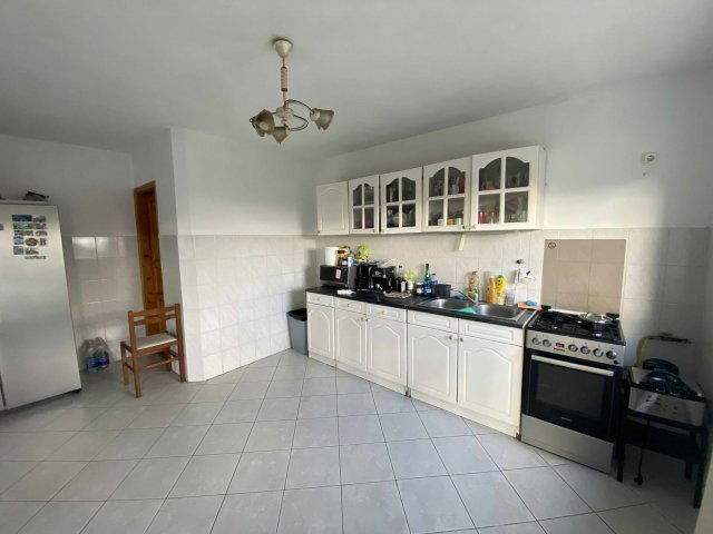 Eladó családi ház, Pécsett, Cseresznyés közben 169.9 M Ft