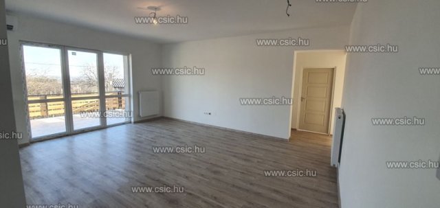 Eladó családi ház, Érden 147.7 M Ft, 5 szobás