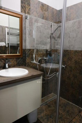 Eladó családi ház, Budapesten, XIV. kerületben 300 M Ft