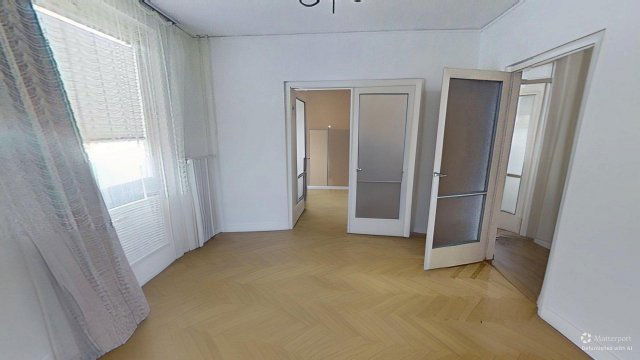 Eladó panellakás, Budapesten, X. kerületben, Hatház utcában