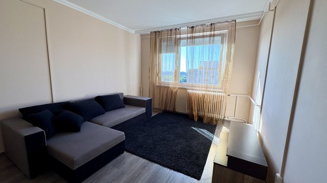 Kiadó panellakás, albérlet, Debrecenben 260 E Ft / hó, 4 szobás