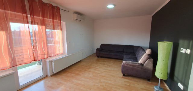 Eladó téglalakás, Ajkán 44.9 M Ft, 2 szobás