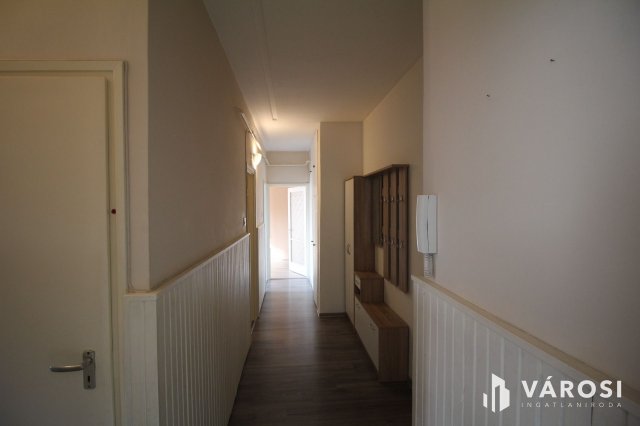 Eladó panellakás, Salgótarjánban 16.99 M Ft, 2+1 szobás