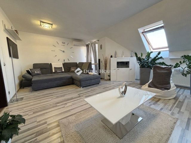 Eladó téglalakás, Szombathelyen 69.9 M Ft, 3 szobás