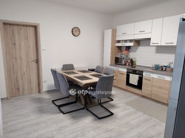 Eladó ikerház, Albertirsán 89.9 M Ft, 4 szobás