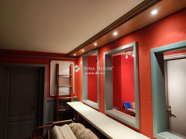 Eladó üzlethelyiség, Nagykátán 95 M Ft / költözzbe.hu