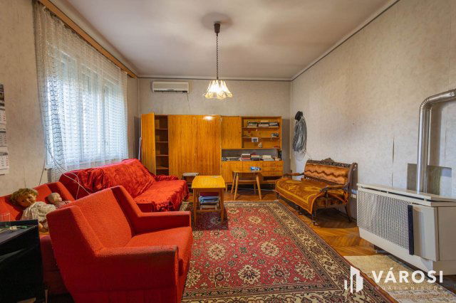 Eladó családi ház, Szegeden 63 M Ft, 4 szobás