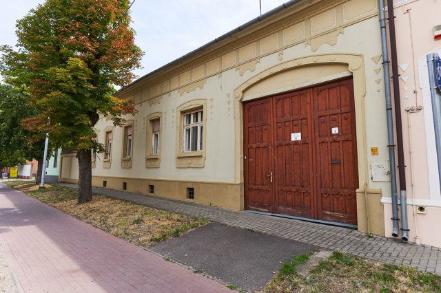 Eladó családi ház, Makón, Úri utcában 139 M Ft, 4 szobás