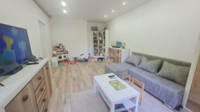 Eladó téglalakás, Zalaegerszegen 55 M Ft, 4 szobás
