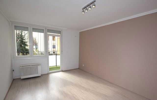 Eladó téglalakás, Debrecenben 69.9 M Ft, 2 szobás