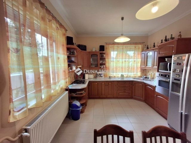 Eladó ikerház, Debrecenben 89.8 M Ft, 3 szobás