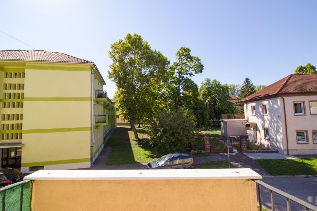 Eladó téglalakás, Ajkán, Móricz Zsigmond utcában 26.4 M Ft