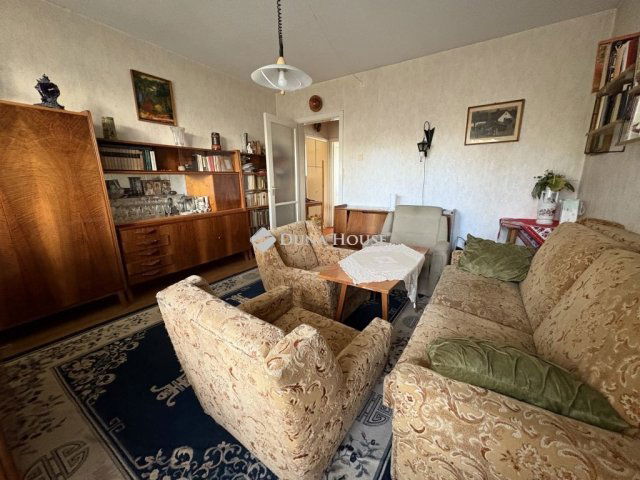 Eladó panellakás, Kecskeméten 53.5 M Ft, 2+1 szobás