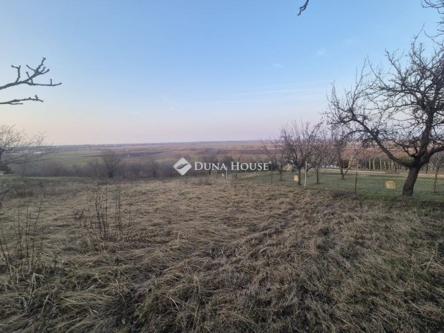 Eladó telek, Siófokon 20 M Ft / költözzbe.hu