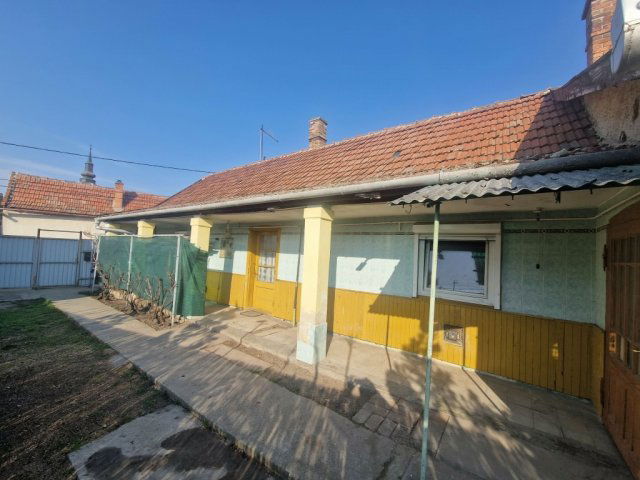 Eladó családi ház, Jászberényben 26.9 M Ft, 2+1 szobás