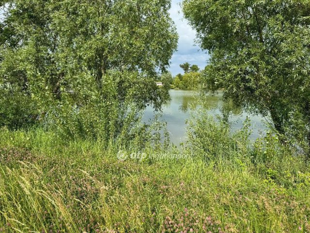 Eladó családi ház, Hövejen 100.1 M Ft / költözzbe.hu