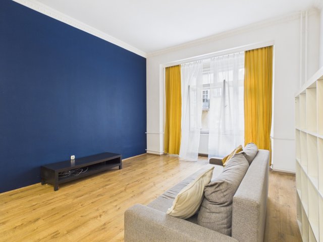 Eladó téglalakás, Budapesten, VI. kerületben, Benczúr utcában