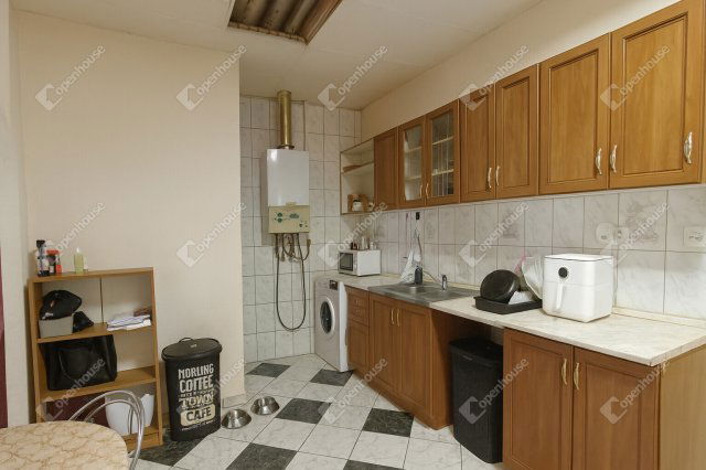 Eladó téglalakás, Sopronban 41.9 M Ft, 1 szobás