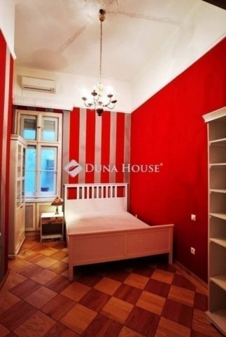 Eladó téglalakás, Budapesten, VII. kerületben 91.9 M Ft