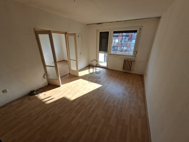 Eladó panellakás, Budapesten, XV. kerületben 54.5 M Ft, 2 szobás