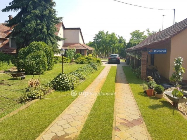 Eladó családi ház, Tápiószelén 79.5 M Ft, 4+2 szobás