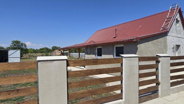 Eladó családi ház, Poroszlón 32.5 M Ft, 2 szobás