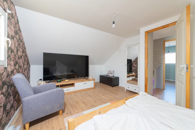 Eladó családi ház, Szigethalmon 75 M Ft, 5 szobás