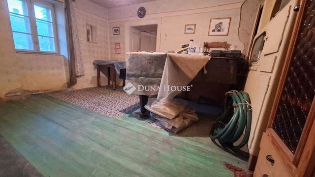 Eladó családi ház, Cecén 18.9 M Ft, 3 szobás