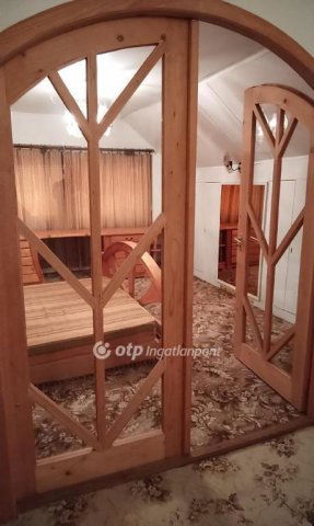 Eladó családi ház, Berettyóújfaluban 88 M Ft, 6 szobás