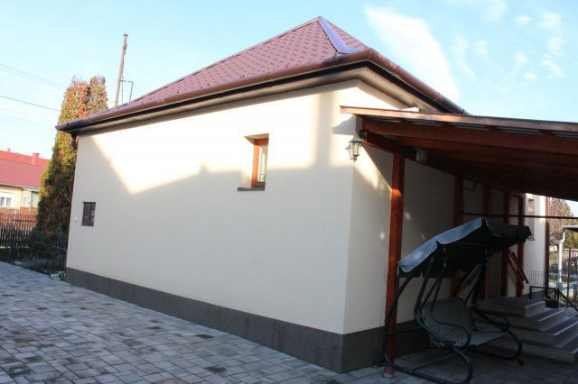 Eladó családi ház, Debrecenben 70.9 M Ft, 2 szobás