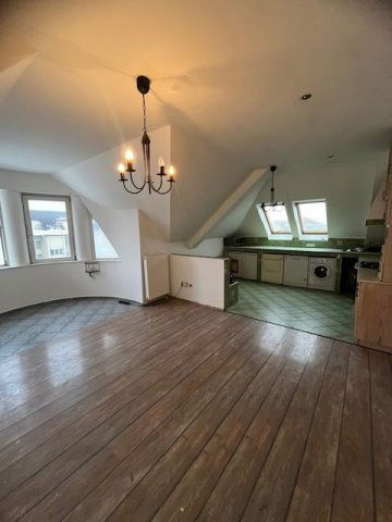 Eladó téglalakás, Tatabányán 69.99 M Ft, 4 szobás