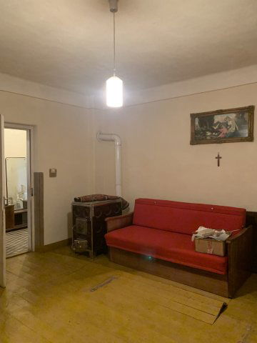 Eladó családi ház, Besenyőtelken 12.5 M Ft, 2 szobás