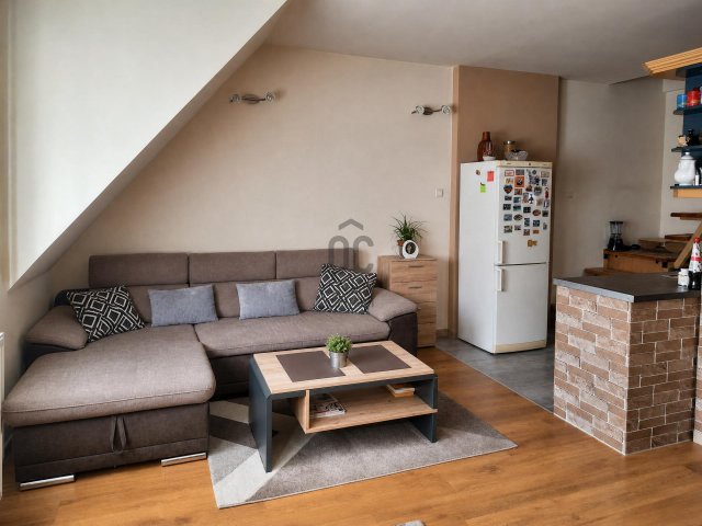 Eladó téglalakás, Mosonmagyaróváron 68.5 M Ft, 4 szobás