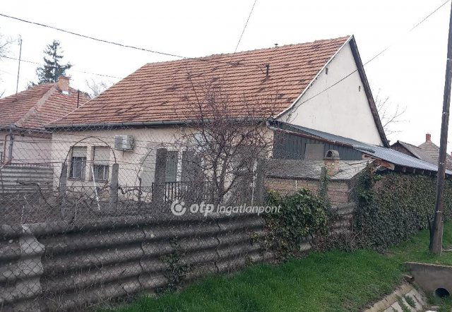 Eladó családi ház, Kalocsán 23.5 M Ft, 2+1 szobás