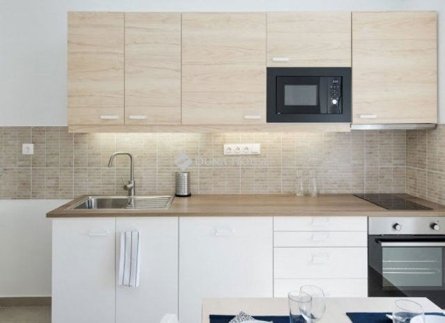 Eladó téglalakás, Budapesten, I. kerületben 139.7 M Ft, 4 szobás