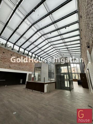 Kiadó üzlethelyiség, Budapesten, V. kerületben 15000 E Ft / hó