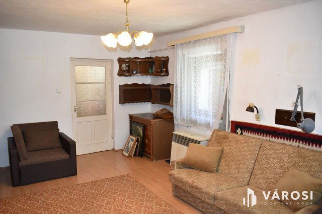 Eladó családi ház, Gyulán 36.9 M Ft, 4 szobás