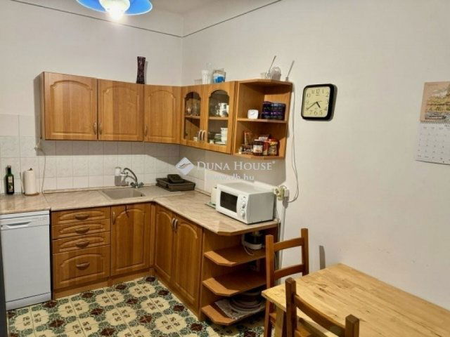 Eladó családi ház, Isaszegen 149 M Ft, 8 szobás